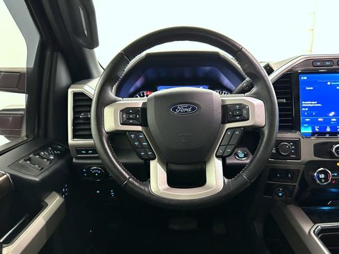Used 2022 Ford F250 Lariat w/ Lariat Ultimate Package AWD/4WD image 11
