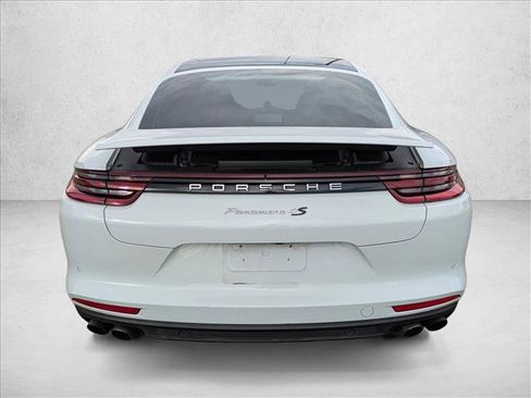 Used 2018 Porsche Panamera 4S image 7