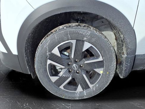 New 2026 Nissan Kicks SV w/ SV Premium Package image 9