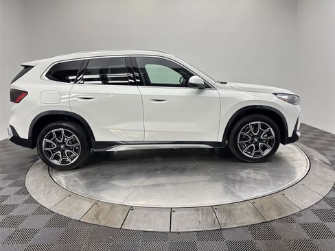New 2026 BMW X1 xDrive28i w/ Technology Package AWD/4WD image 17