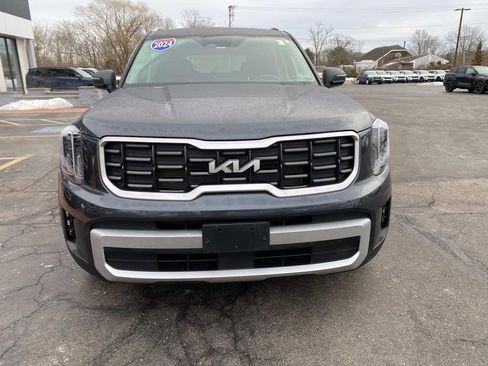 Used 2024 Kia Telluride S w/ S Sunroof Package image 8