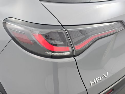 Certified 2023 Honda HR-V Sport image 31