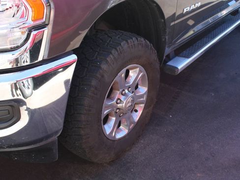 Used 2022 RAM 2500 Big Horn AWD/4WD image 12