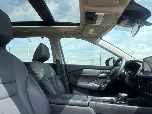 Certified 2023 Nissan Rogue SV w/ SV Premium B Package FWD image 25