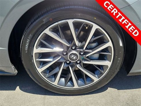Used 2023 Hyundai Sonata Limited image 21