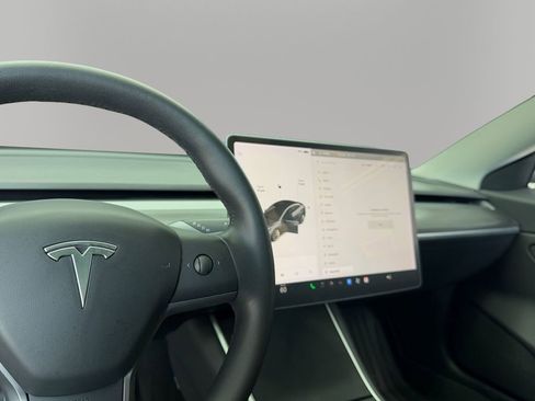 Used 2020 Tesla Model 3 Long Range image 29