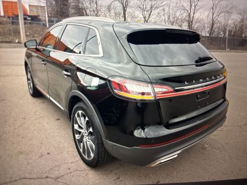 Used 2023 Lincoln Nautilus Reserve w/ Equipment Group 201A image 17