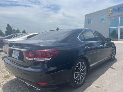 Used 2013 Lexus LS 460 w/ F-Sport Pkg RWD image 12