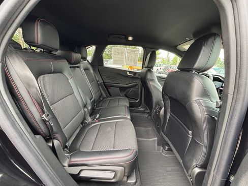 Used 2023 Ford Escape ST-Line Select w/ Tech Pack #2 AWD/4WD image 17