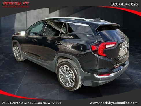 Used 2022 GMC Terrain SLT w/ Tech Package AWD/4WD image 8