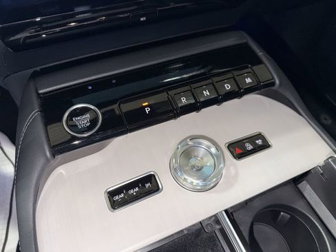 Certified 2026 Lincoln Navigator Reserve w/ Jet Appearance Package AWD/4WD image 23