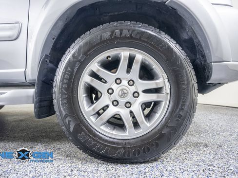 Used 2004 Toyota Sequoia Limited w/ Preferred Accessory Pkg AWD/4WD image 47