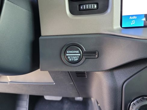 New 2025 Ford Bronco Outer Banks w/ Sasquatch Package AWD/4WD image 17