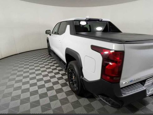 New 2024 Chevrolet Silverado EV W/T image 15