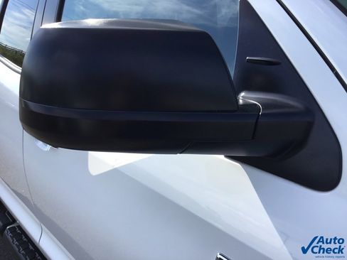 Used 2016 Toyota Tundra SR5 image 27