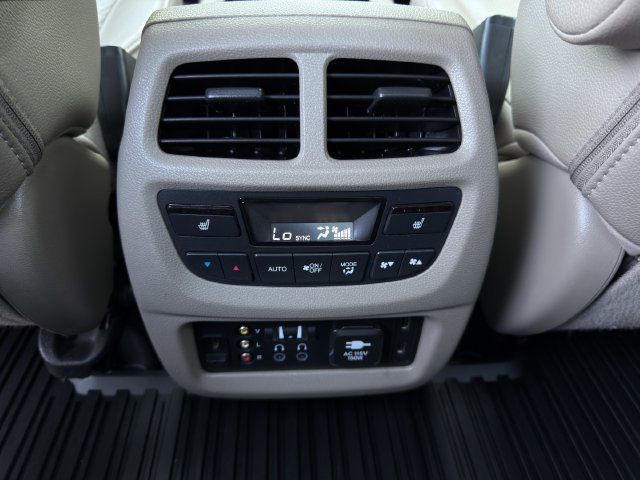 Used 2017 Honda Pilot Elite image 30