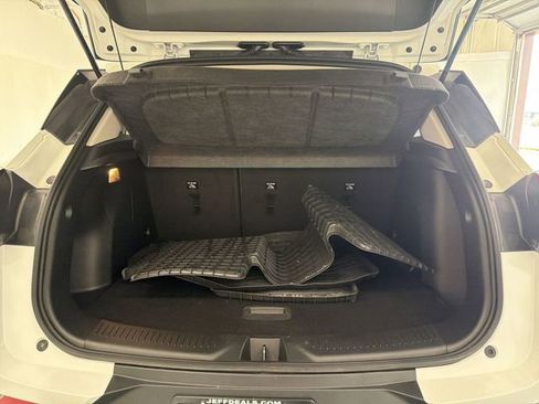 Certified 2025 Buick Encore GX Preferred AWD/4WD image 15