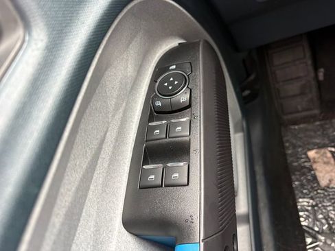 Used 2025 Ford Maverick XLT w/ XLT Luxury Package AWD/4WD image 17