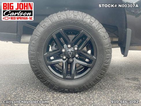 Used 2021 Chevrolet Silverado 1500 Custom Trail Boss AWD/4WD image 39