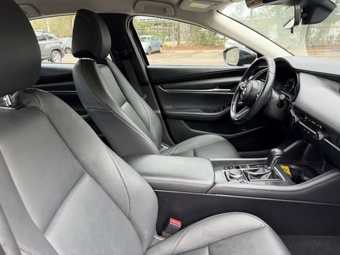 Used 2021 MAZDA MAZDA3 s image 9