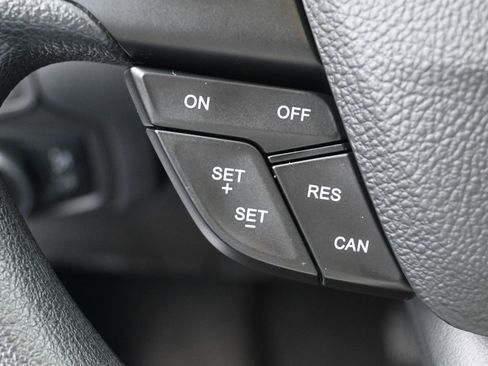 Used 2017 Ford Focus SEL image 16