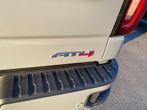 Used 2024 GMC Sierra 1500 AT4 w/ Technology Package image 14