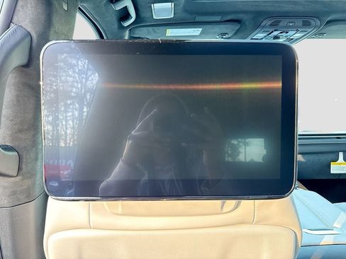 New 2026 Cadillac Escalade Platinum Sport w/ LPO, ONYX Package image 29