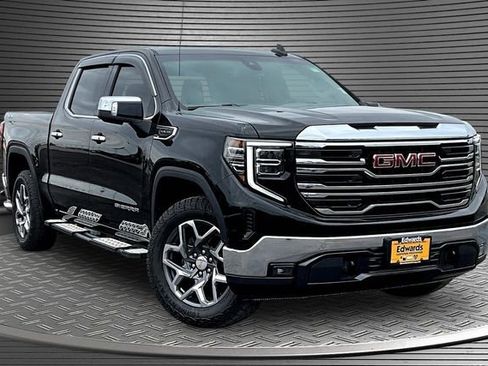 Used 2022 GMC Sierra 1500 SLT AWD/4WD image 3