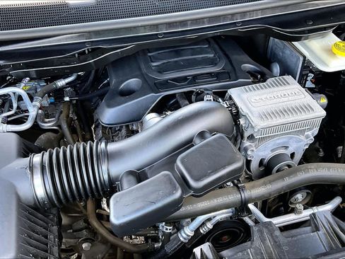 Used 2022 Jeep Wagoneer Series III AWD/4WD image 33