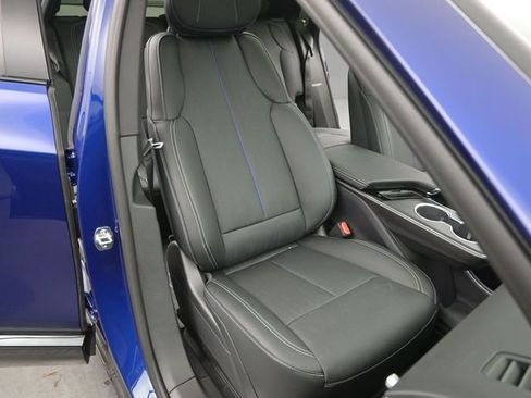 New 2026 Cadillac Lyriq Sport w/ LPO, Floor Liner Package AWD/4WD image 19