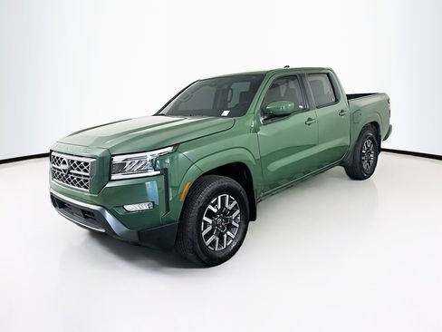 Used 2024 Nissan Frontier SL w/ Technology Package image 3