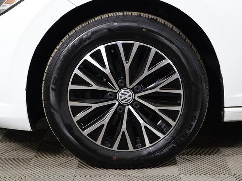 Used 2019 Volkswagen Jetta SE image 22