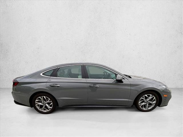 Used 2023 Hyundai Sonata SEL w/ Convenience Package FWD image 3
