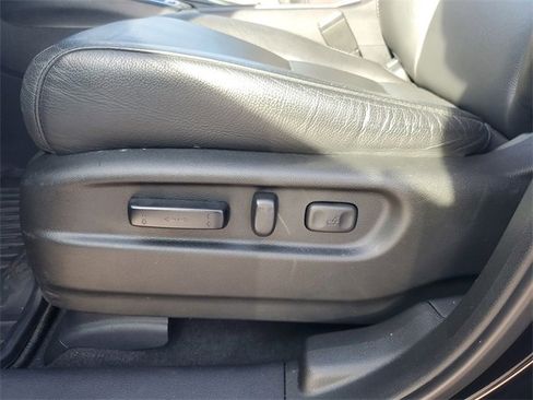 Used 2018 Honda Pilot EX-L image 17