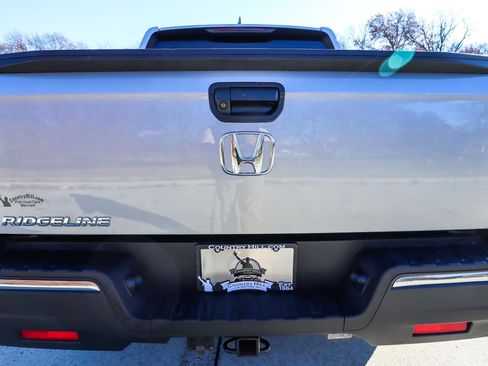 Used 2019 Honda Ridgeline RT image 40
