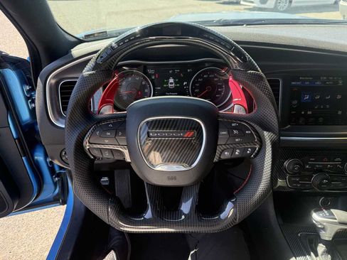 Used 2016 Dodge Charger R/T Scat Pack w/ Technology Group RWD image 7