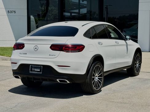Used 2023 Mercedes-Benz GLC 300 4MATIC Coupe image 15