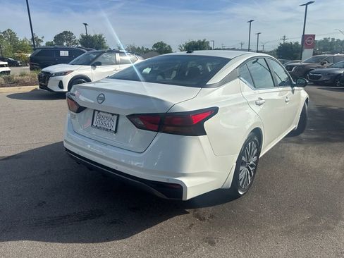New 2026 Nissan Altima 2.5 SV FWD image 8