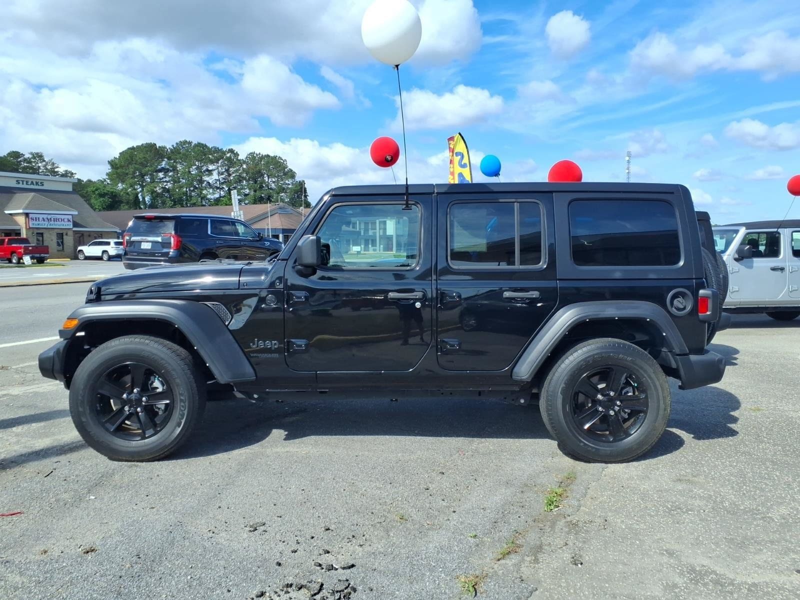 Used 2022 Jeep Wrangler Unlimited Sport AWD/4WD image 5