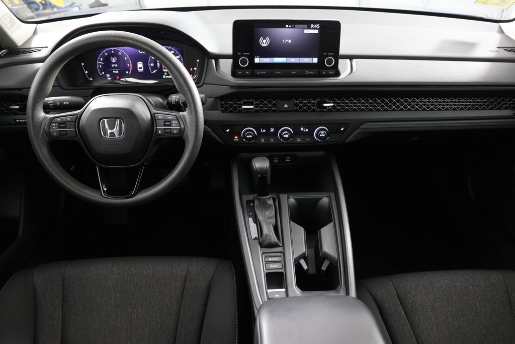 Used 2024 Honda Accord EX image 2