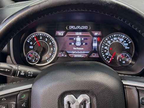 Used 2023 RAM 1500 Big Horn AWD/4WD image 14