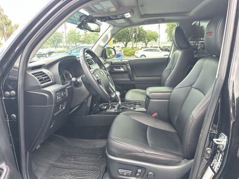 Used 2023 Toyota 4Runner TRD Off-Road Premium w/ Moonroof Package AWD/4WD image 16