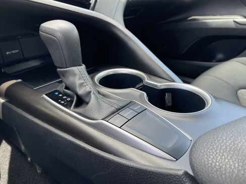 Used 2024 Toyota Camry LE FWD image 21