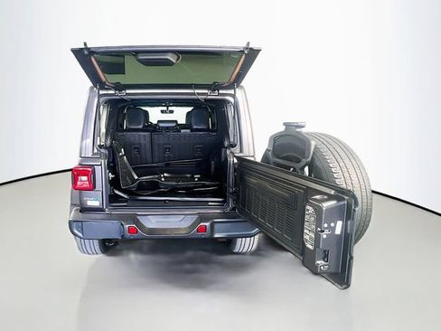 Used 2021 Jeep Wrangler Unlimited Sahara w/ Cold Weather Group image 29