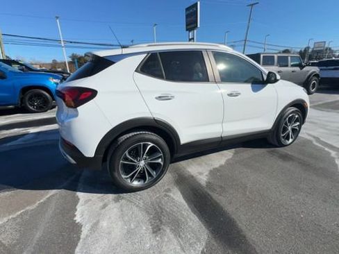 Certified 2023 Buick Encore GX Select image 8
