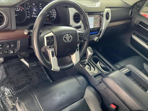 Used 2021 Toyota Tundra Limited w/ Limited Premium Package AWD/4WD image 15