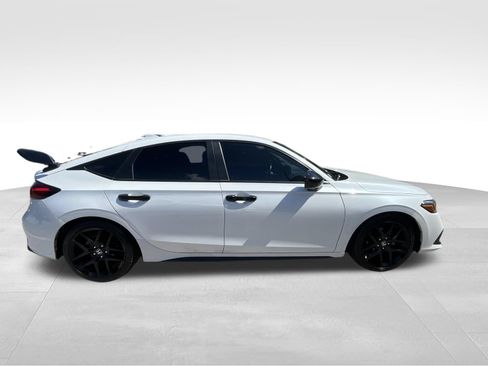 Used 2024 Honda Civic Sport image 4