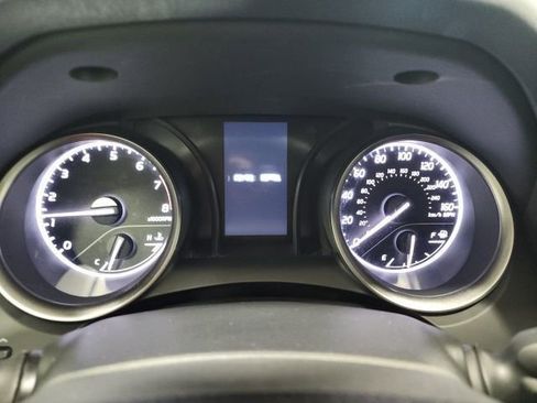 Used 2024 Toyota Camry SE image 27