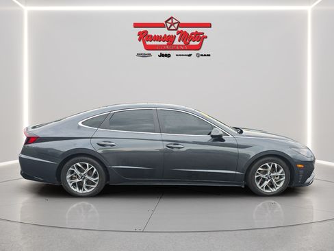 Used 2023 Hyundai Sonata SEL w/ Convenience Package FWD image 6