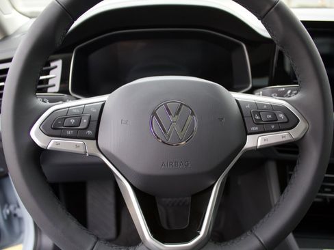 New 2026 Volkswagen Jetta SE image 15